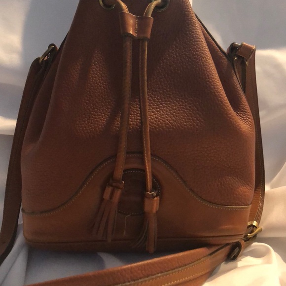 Dooney & Bourke Handbags - Dooney & Bourke Satchel bag